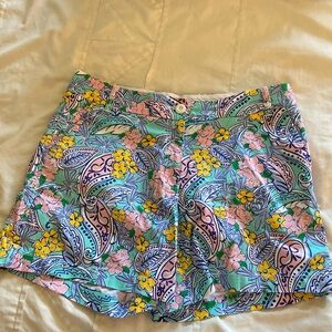 Crown and ivy floral shorts